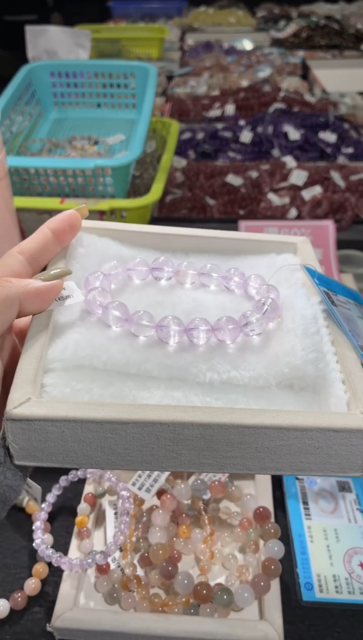 未镶嵌锂辉石紫锂辉385号  多样性发一 X   12+