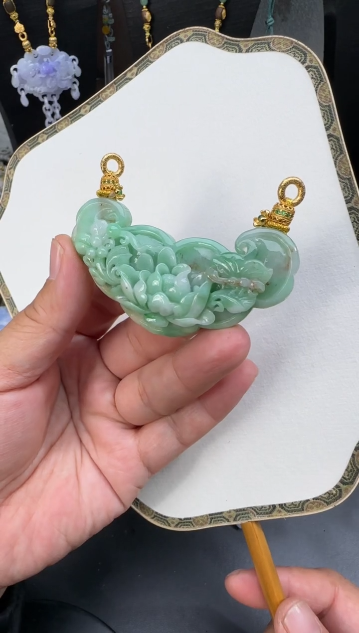 【闪购商品】翡翠颈饰未镶嵌拍照