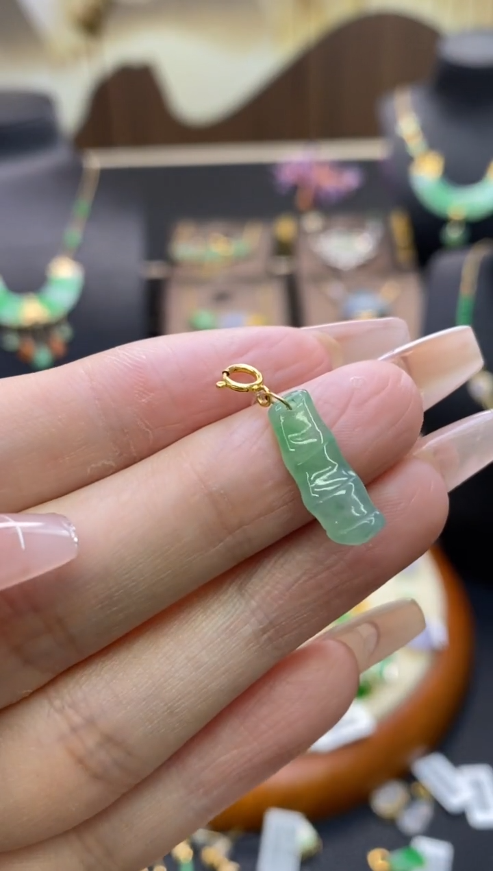 【闪购商品】翡翠颈饰18K金镶嵌净货12456