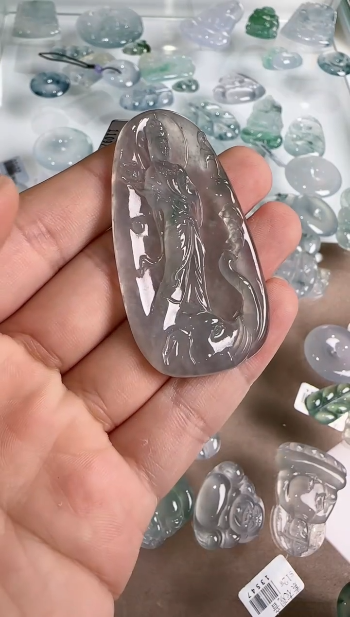 【闪购商品】翡翠吊坠(不含链)未镶嵌··