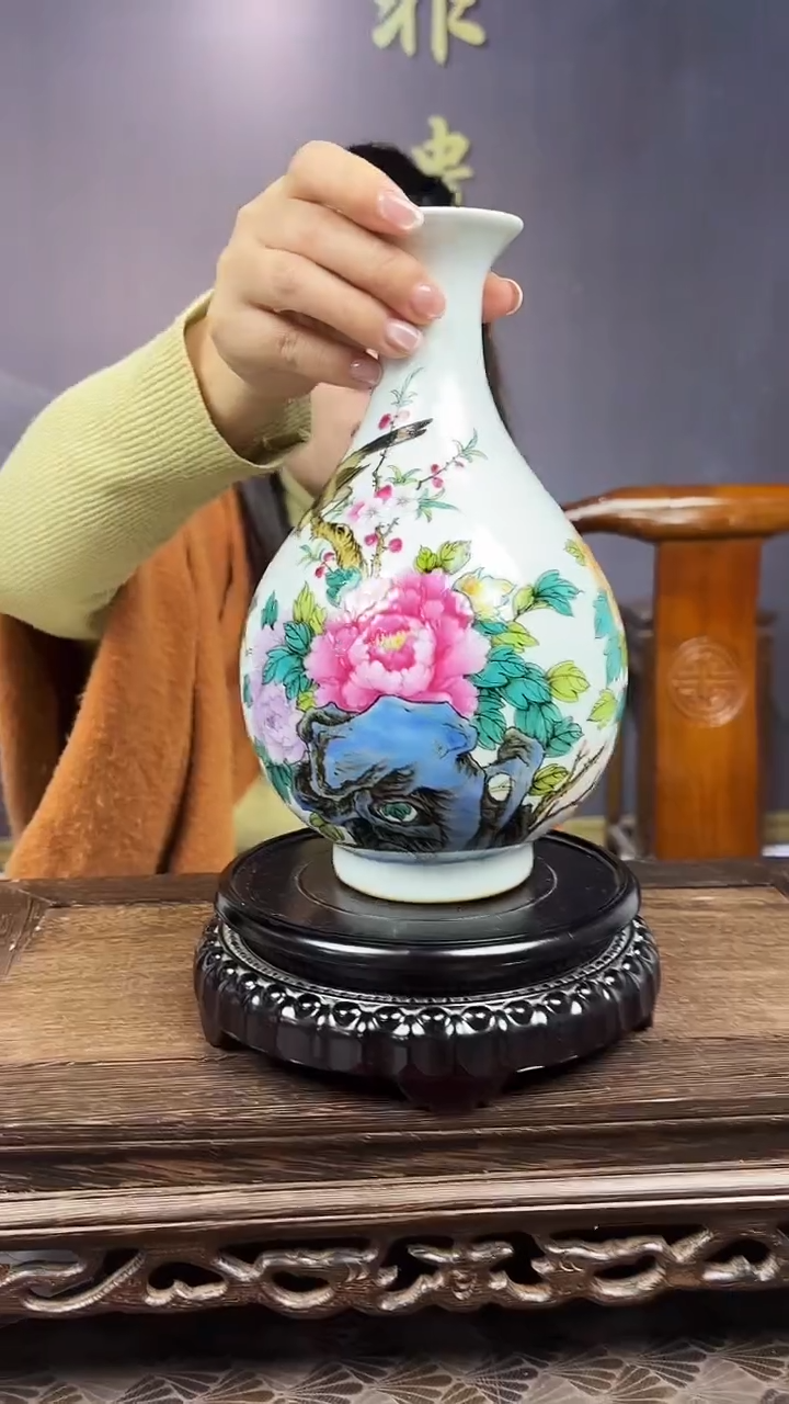 摆件瓷瓷博会-王国喜42