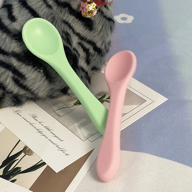 宠物罐头勺耐摔耐摔软头勺长柄辅食硅胶勺宝宝辅食吃饭便携可爱
