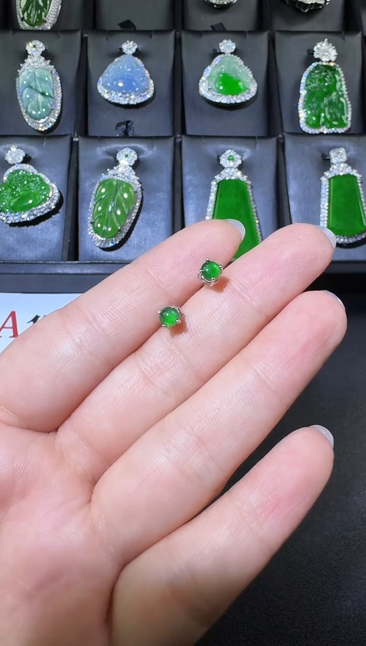 【闪购商品】翡翠耳饰银S925镶嵌耳钉