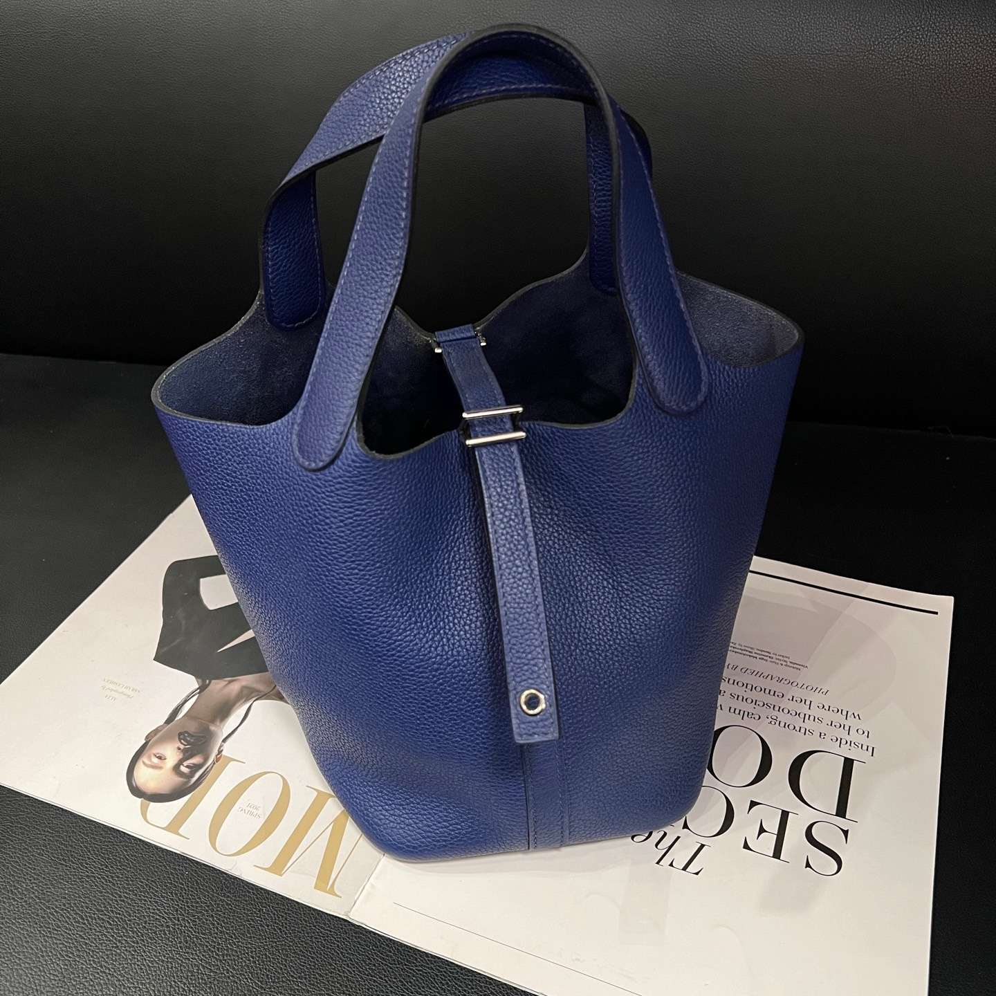 99新 Hermes/爱马仕 宝石蓝18菜篮子手提包C刻18年B6535寄卖服务