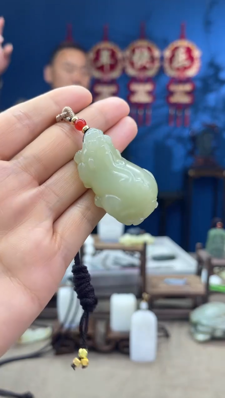 【闪购商品】和田玉颈饰未镶嵌1