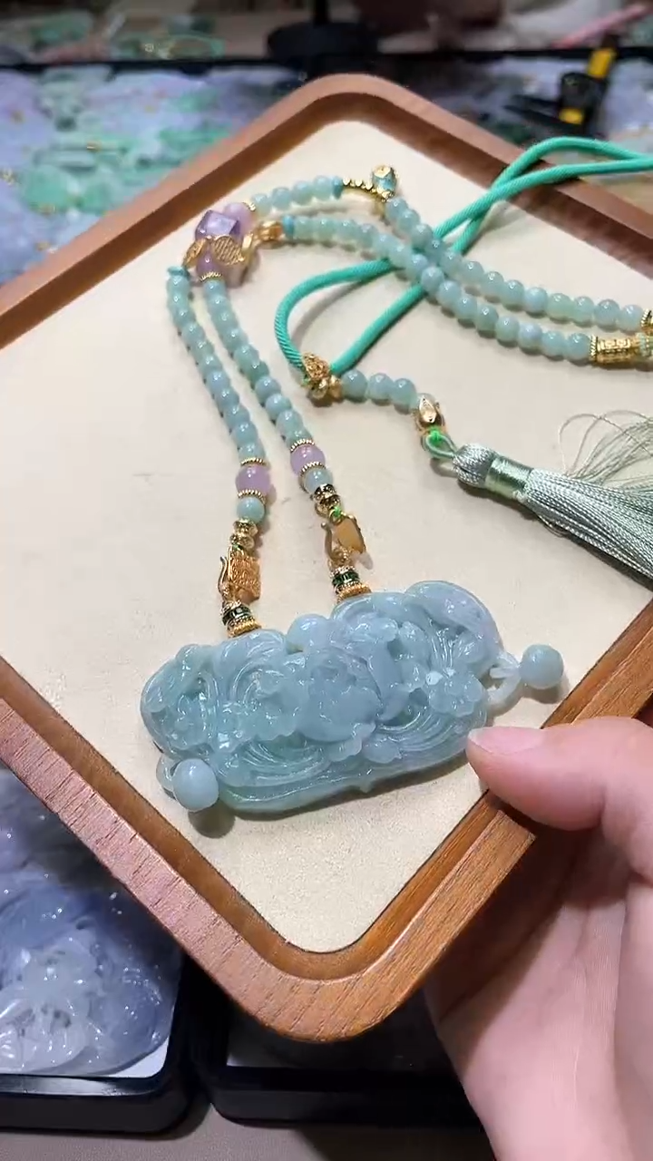 【闪购商品】翡翠颈饰未镶嵌吊坠