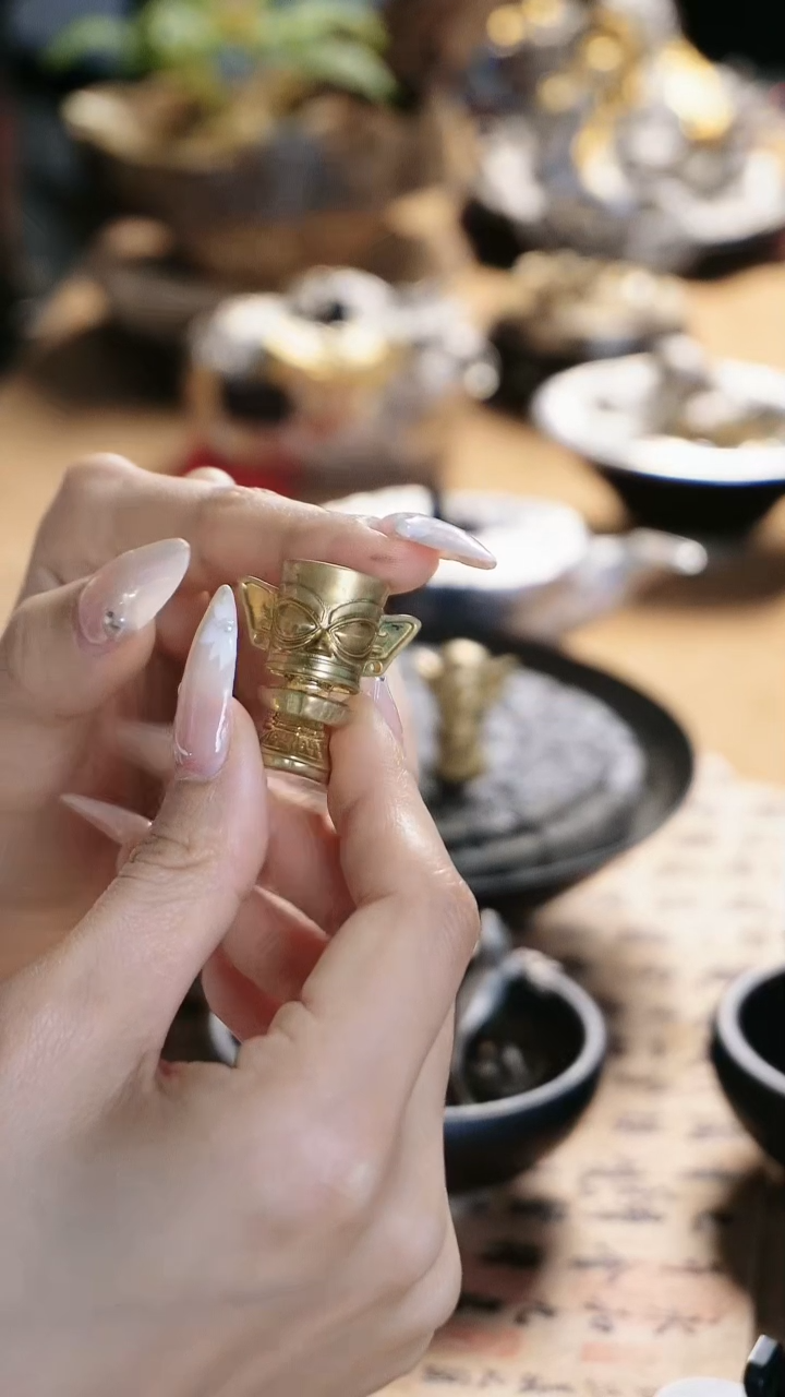 【闪购商品】小平头哥香插设计