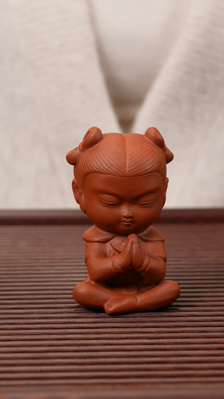 【闪购商品】紫砂茶宠红降坡 哪吒