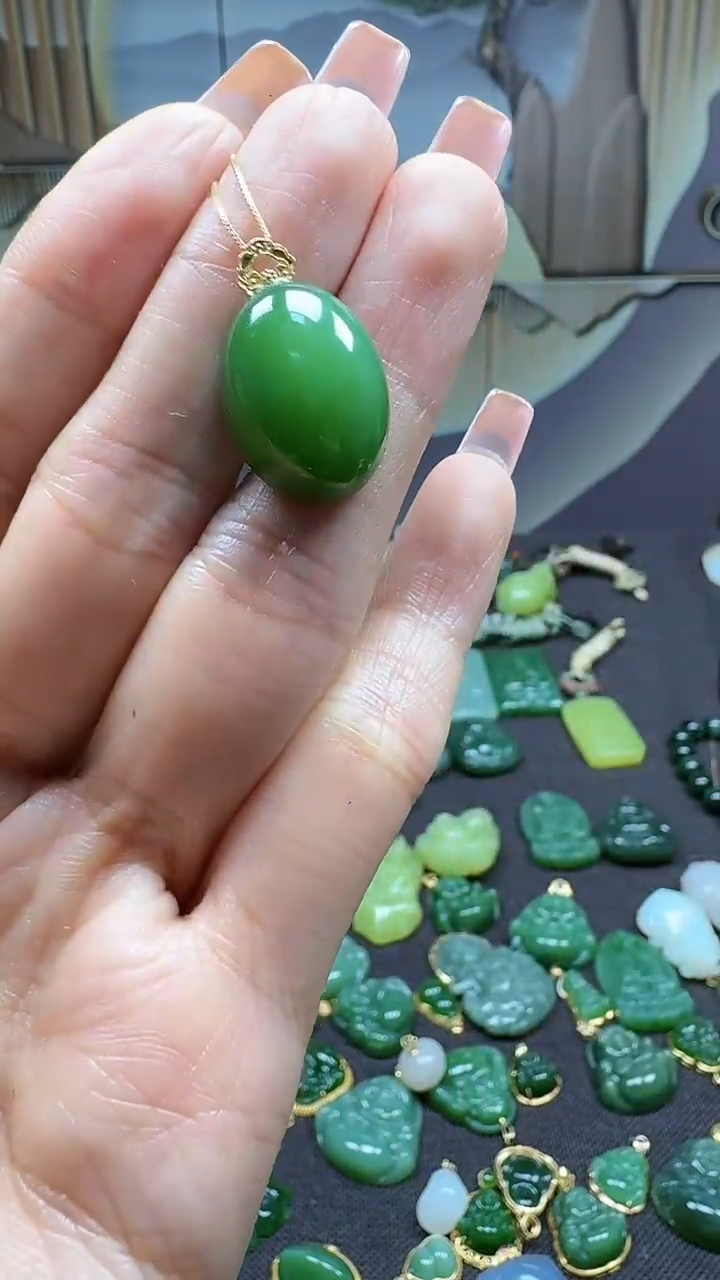 和田玉18K金镶嵌吊坠(不含链)1