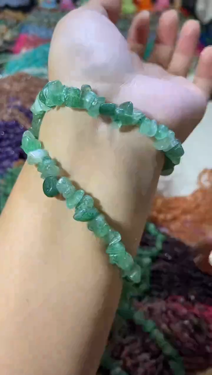 水晶珠宝半成品未镶嵌绿草莓晶