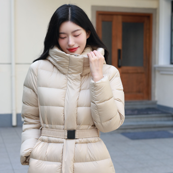 MOJO.S.PHINE2024年新款气质时尚经典长款羽绒服MOFD01OLC026