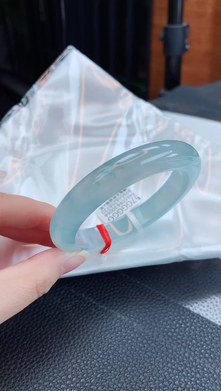 【闪购商品】翡翠手镯未镶嵌缅甸天然翡翠A货手镯