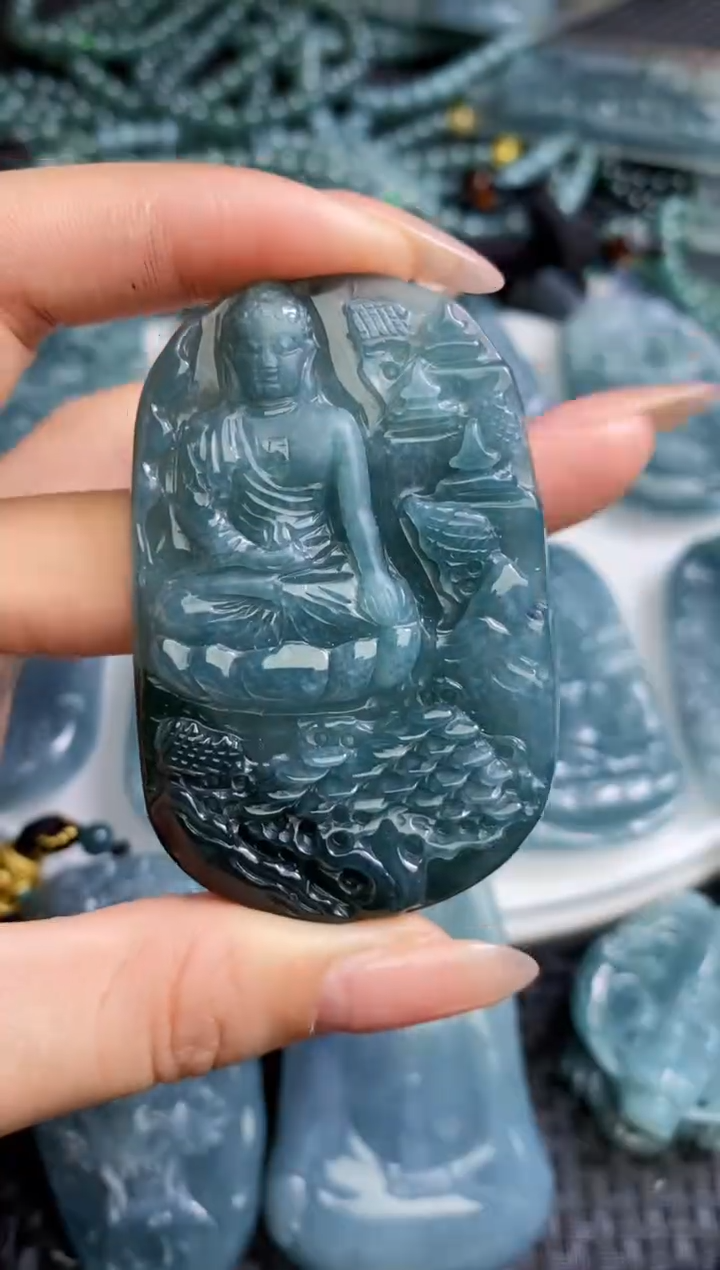 【闪购商品】翡翠颈饰未镶嵌111111111