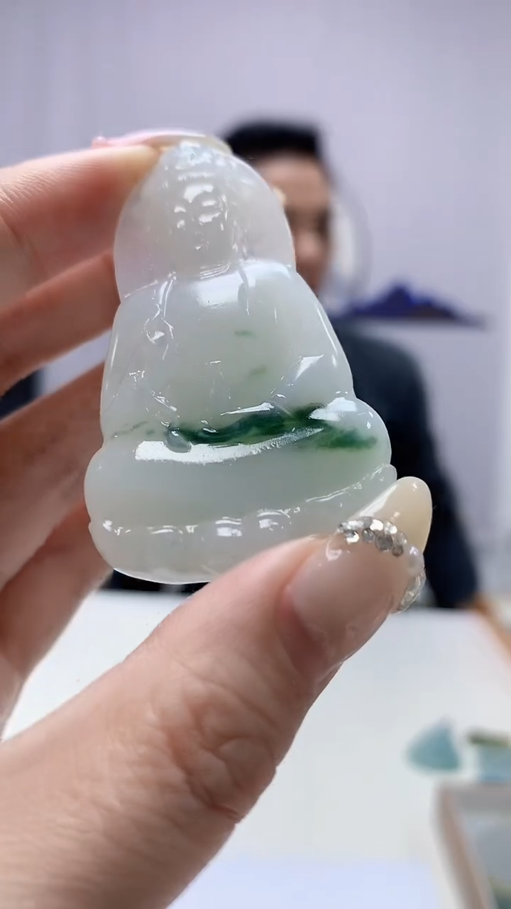 【闪购商品】定制翡翠未镶嵌3916DD-毛货挂件观音76