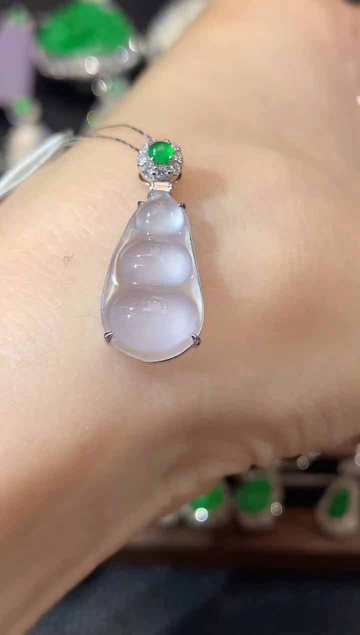 吊坠(不含链)18K金镶嵌翡翠D5