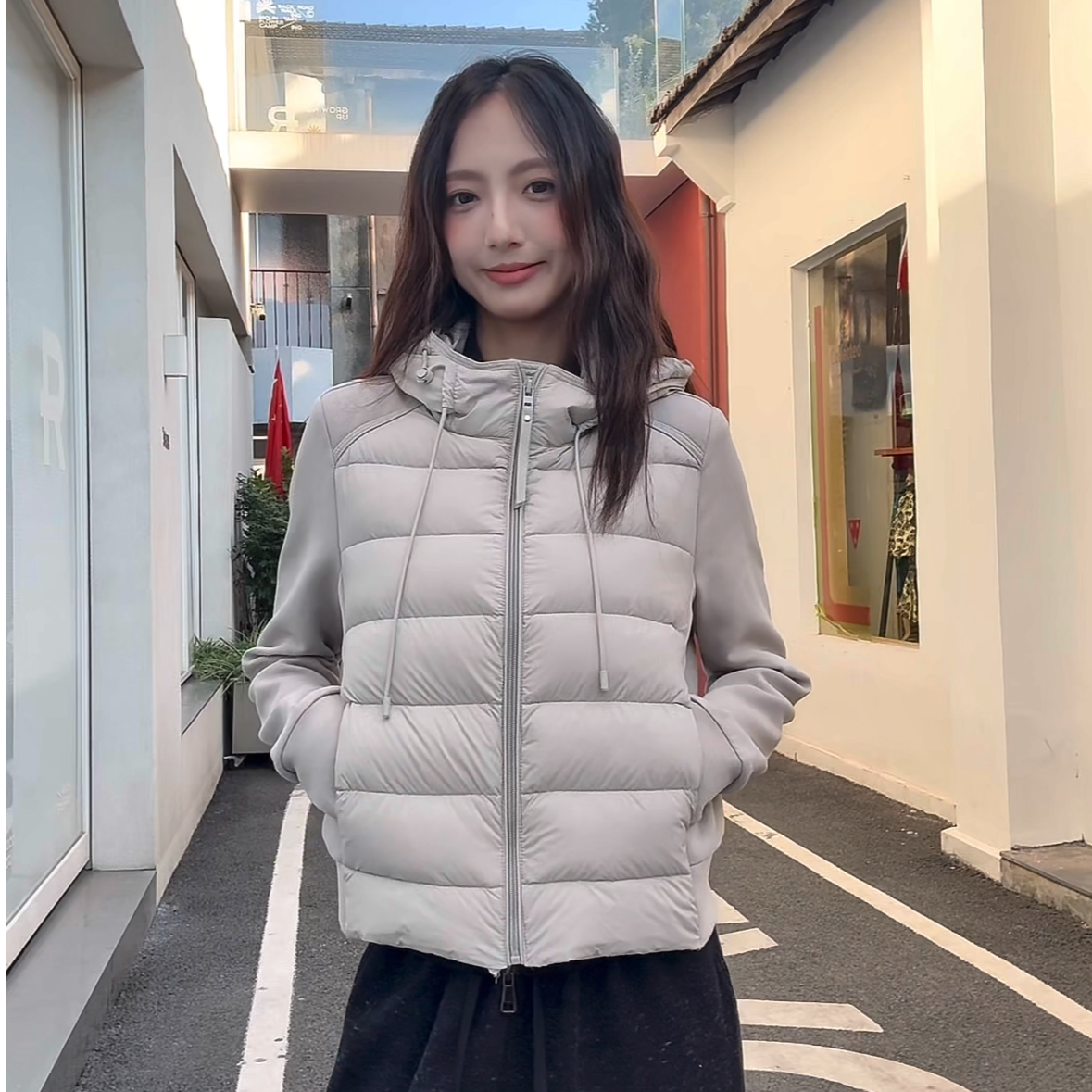 【麦子】女潮流短款薄款厚款连帽百搭宽松宽松型拼接羽绒