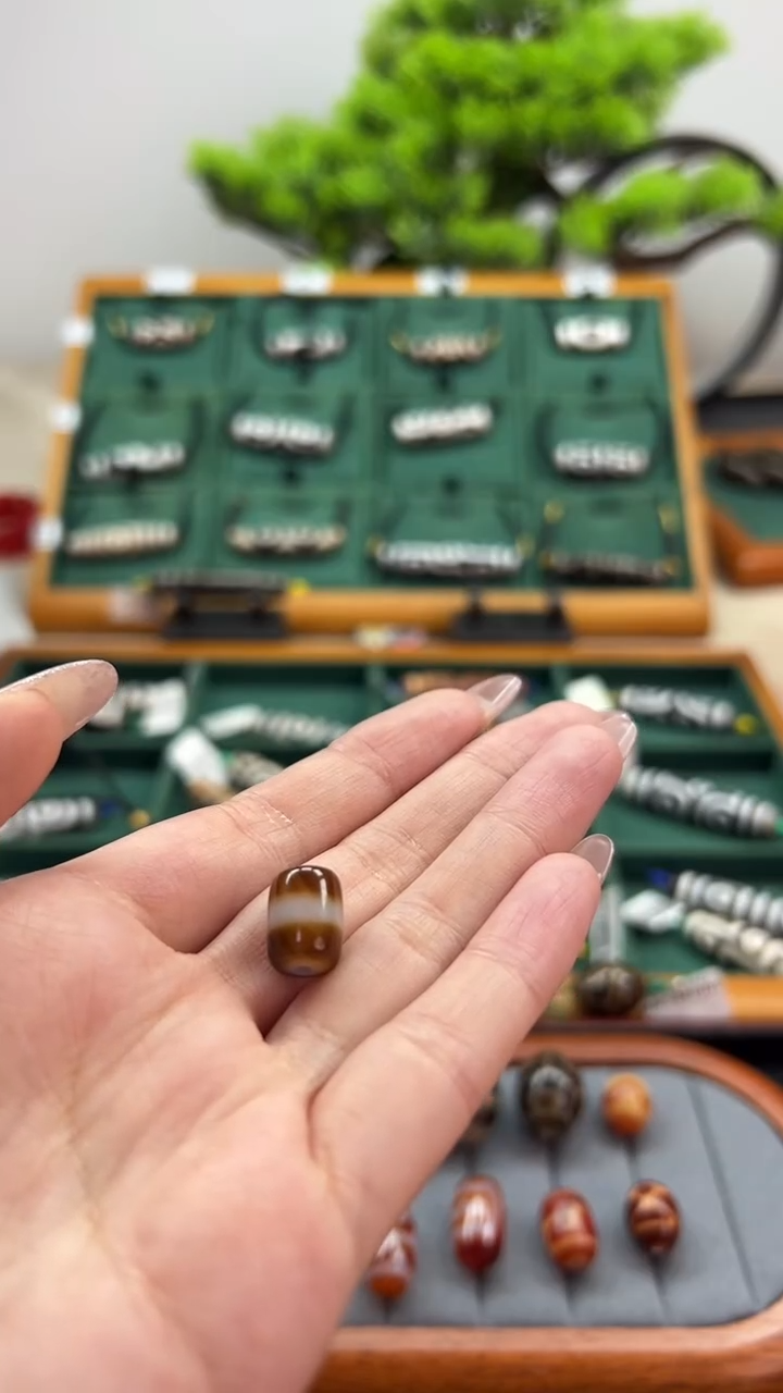 玛瑙/玉髓（覆膜）颈饰未镶嵌145.（微瑕随机发货）