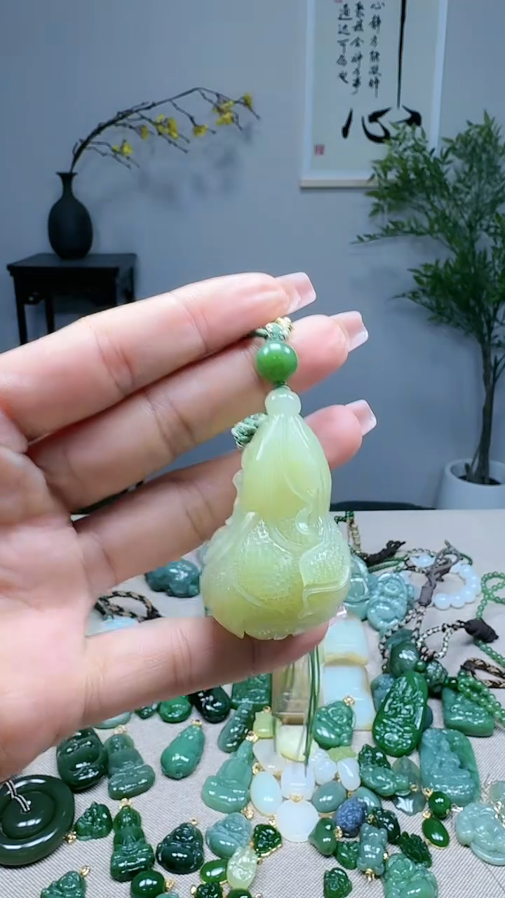 未镶嵌和田玉挂件1