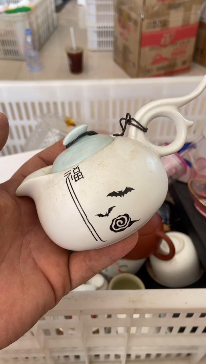 杯无运费险有瑕疵的摄影的产品有使用过的痕迹有点脏介意勿拍