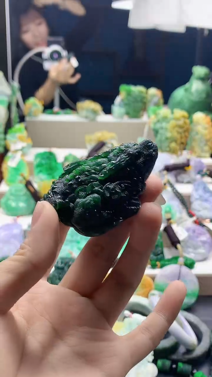 颈饰未镶嵌翡翠E****号天然缅甸a货翡翠