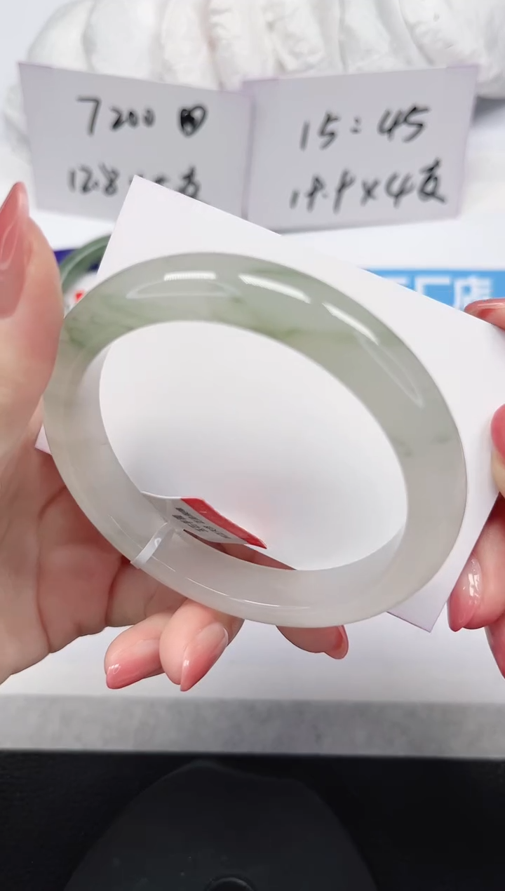 未镶嵌手镯石英岩玉101-60/61