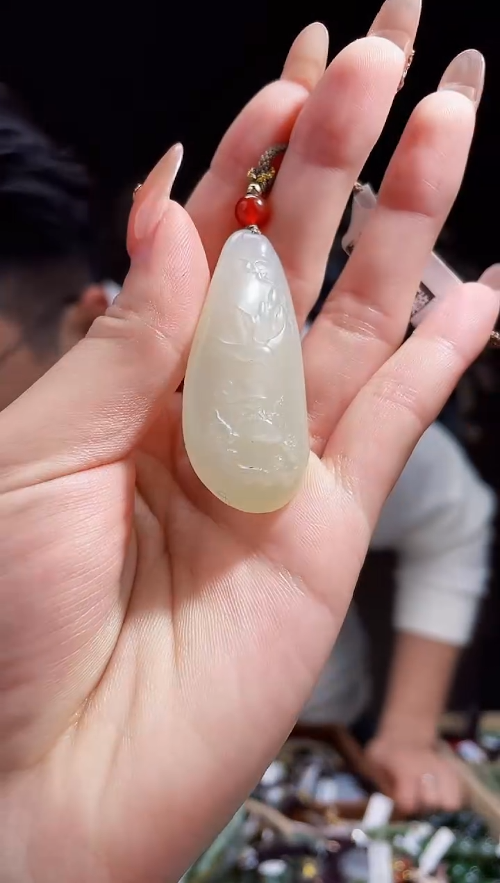 【闪购商品】和田玉颈饰未镶嵌拍一发一