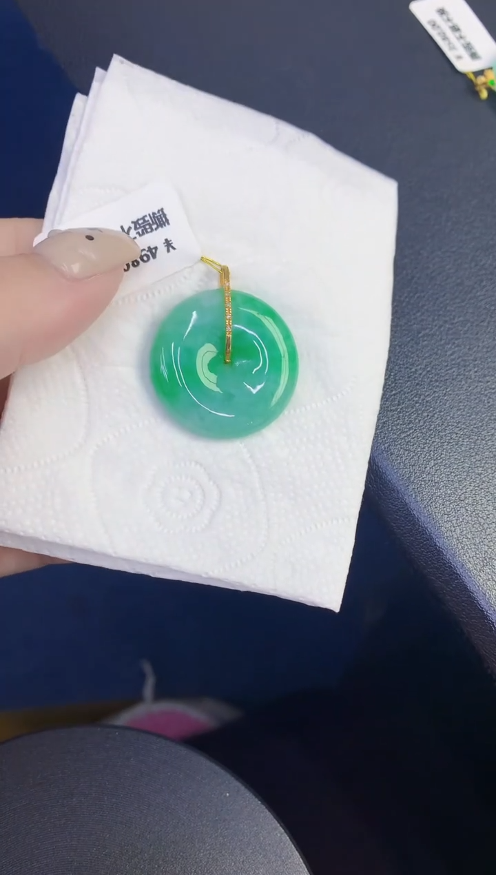 颈饰18K金镶嵌翡翠缅甸天然翡翠A货