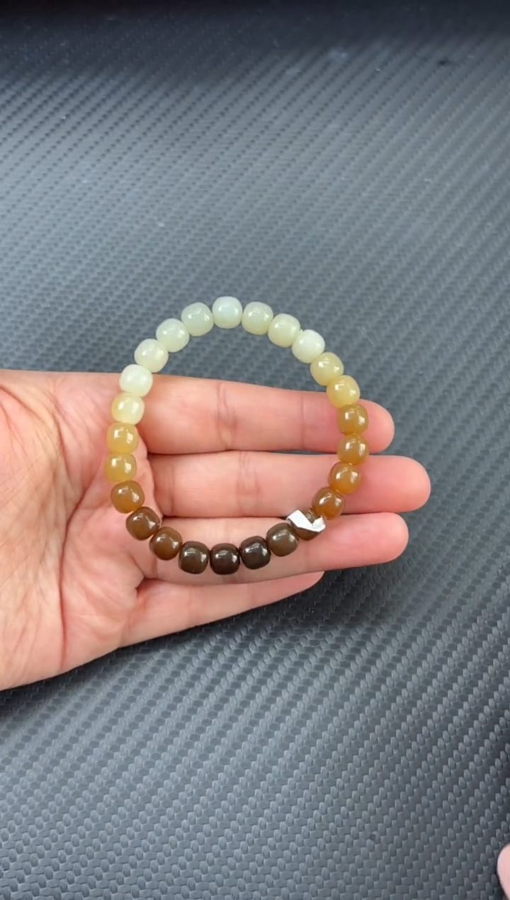 未镶嵌手串和田玉若羌微色差卡8P