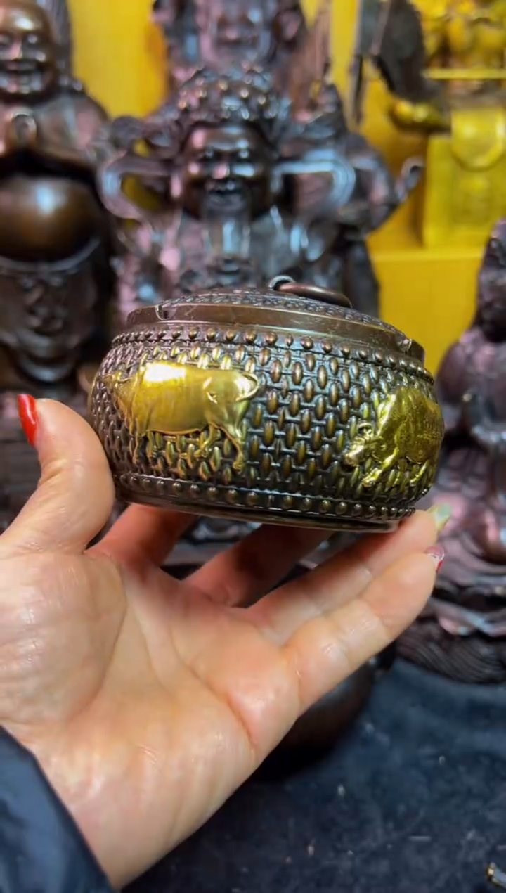 【闪购商品】1案台摆件 物品摆件