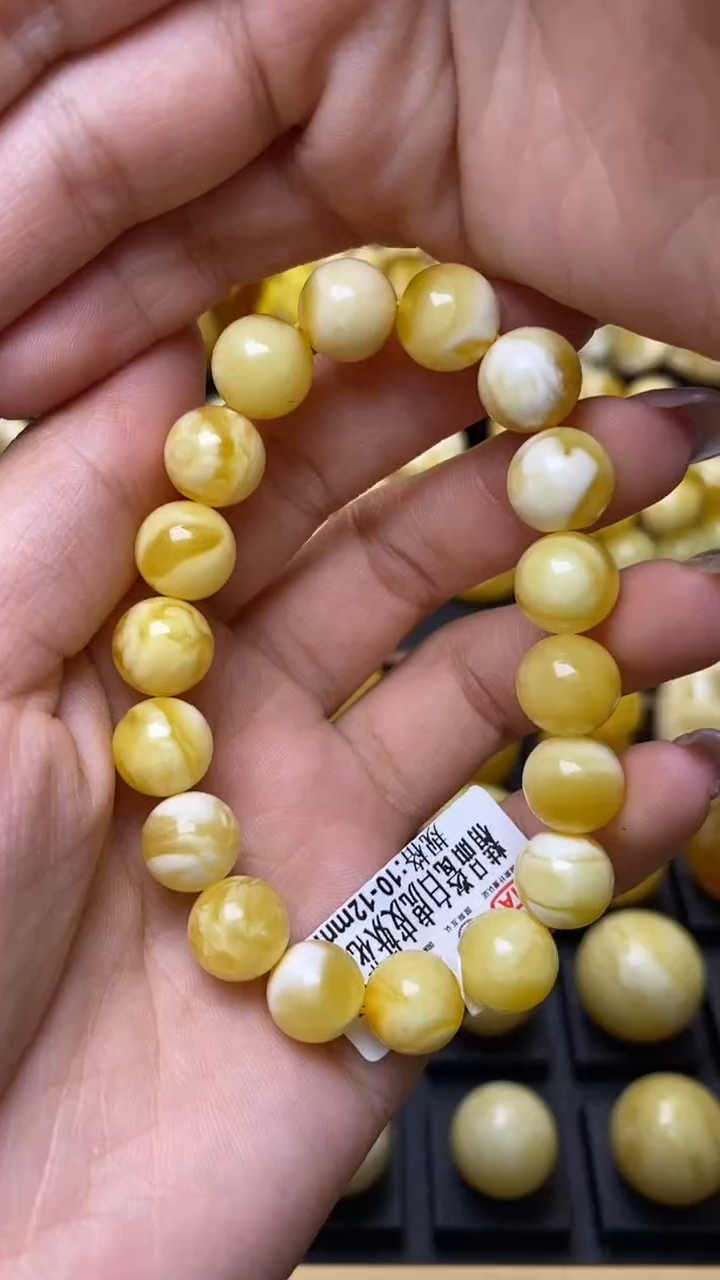 【闪购商品】琥珀裸石未镶嵌葵. 32