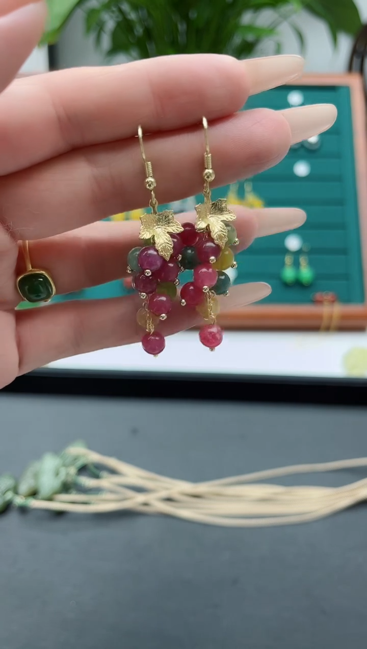 【闪购商品】石英质玉耳饰银S925镀金镶嵌16