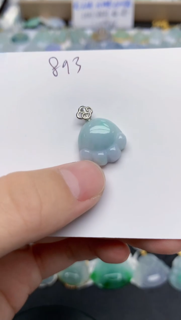 翡翠未镶嵌颈饰天然缅甸A货翡翠