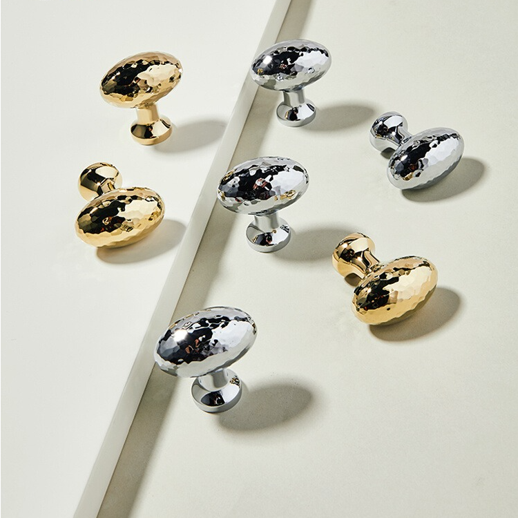 宝珀锤纹鸽子蛋轻奢奶油风实心黄铜抽屉拉手现代简约高档柜门把手