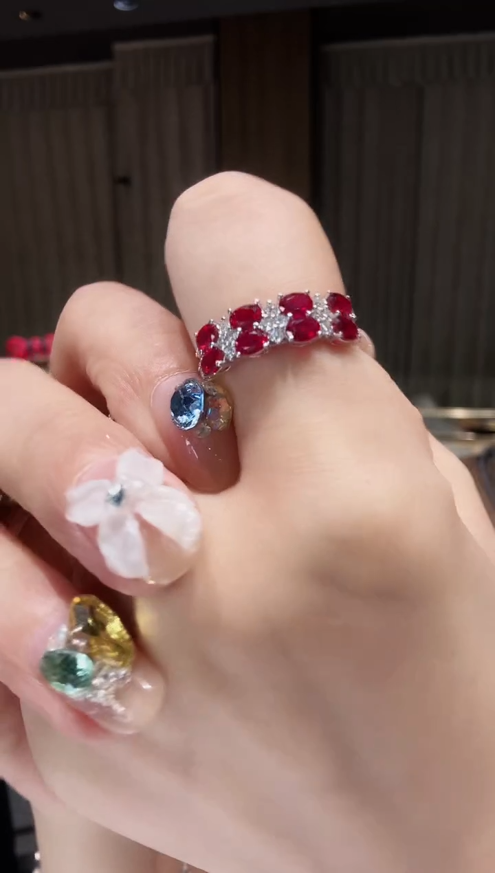 铂Pt950镶嵌戒指钻石满天星AY0486-PT-