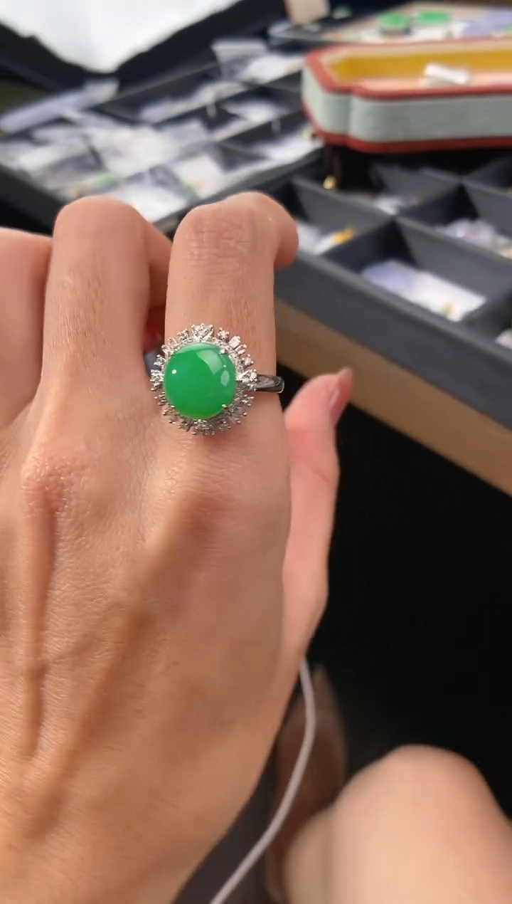 吊坠(不含链)18K金镶嵌翡翠戒指