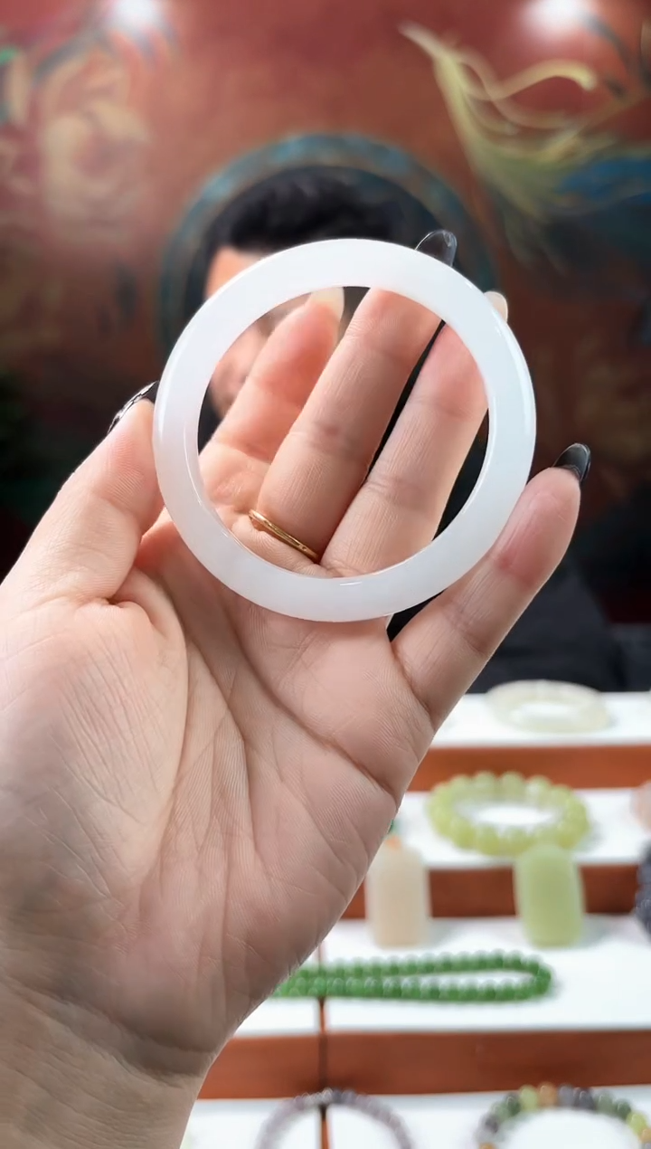 未镶嵌手镯石英质玉石英质手镯