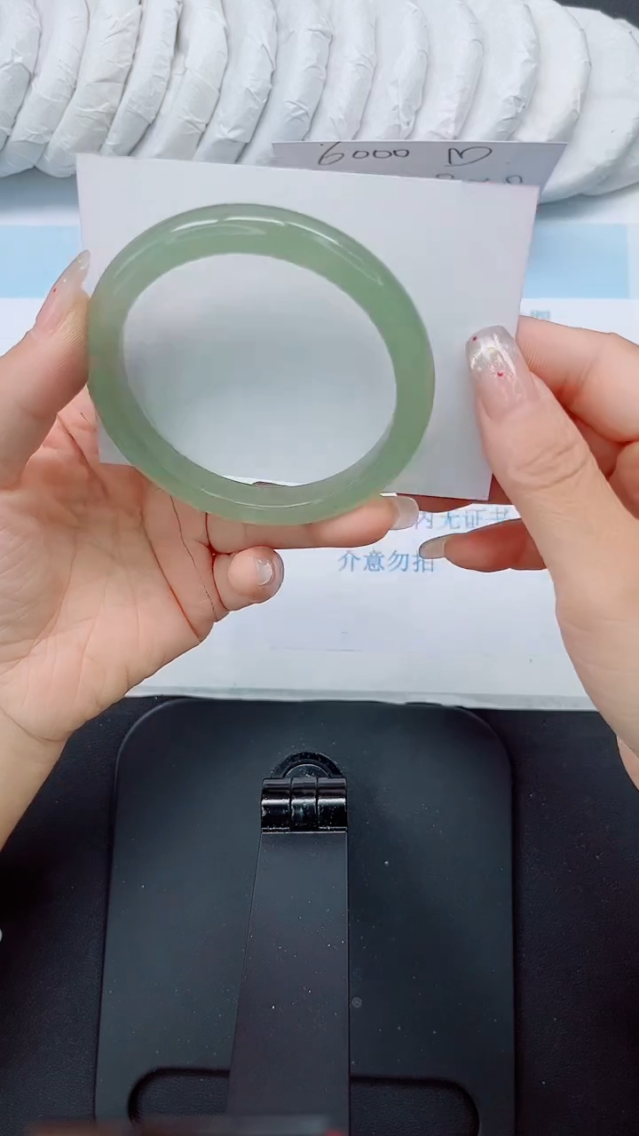 石英质玉手镯未镶嵌183-60