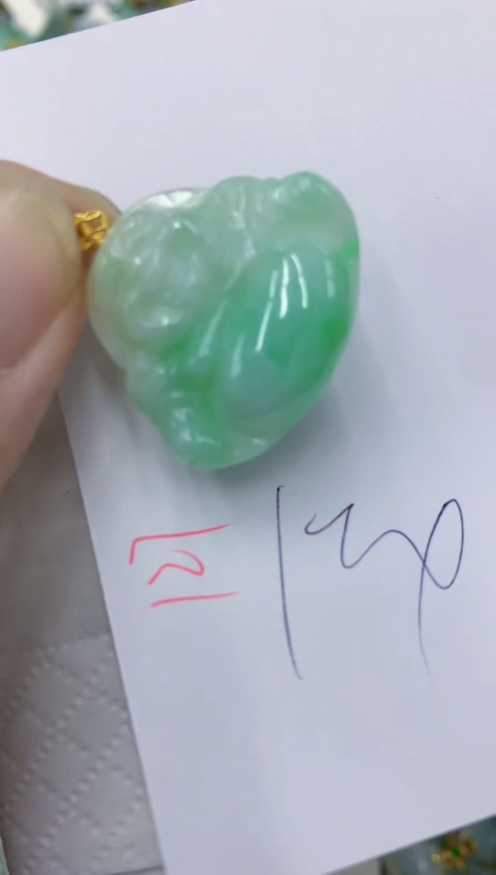 颈饰18K金镶嵌翡翠11111111111