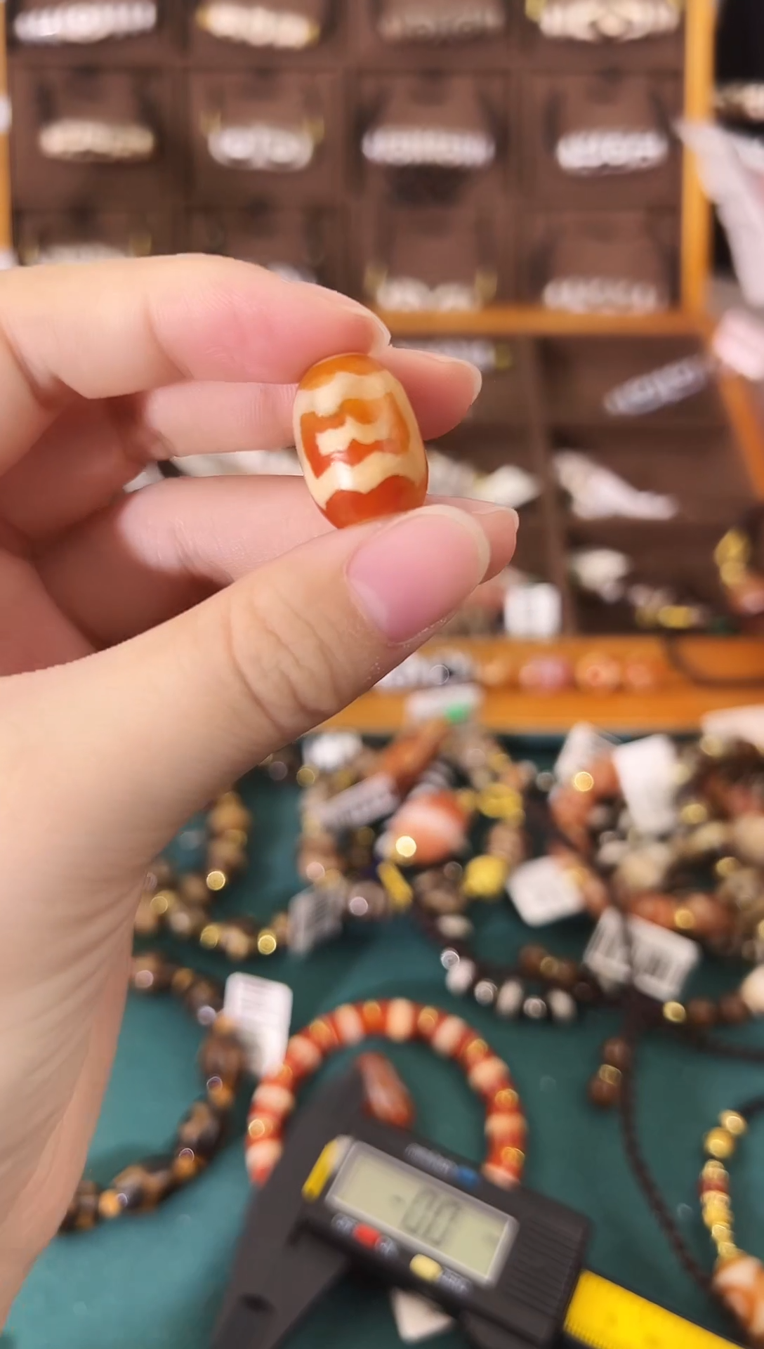 玛瑙/玉髓（覆膜）颈饰未镶嵌15.（微瑕）