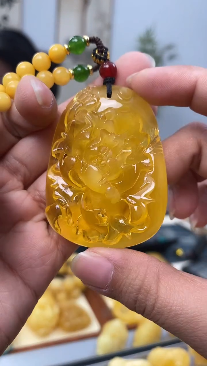 【闪购商品】琥珀裸石未镶嵌天然琥珀蜜蜡牡丹花