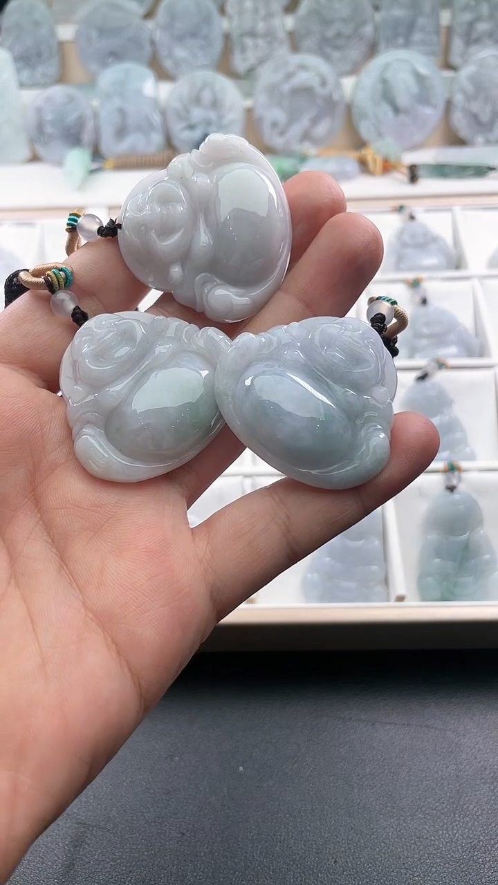 翡翠未镶嵌颈饰..../6/7/ 219多样性发其一