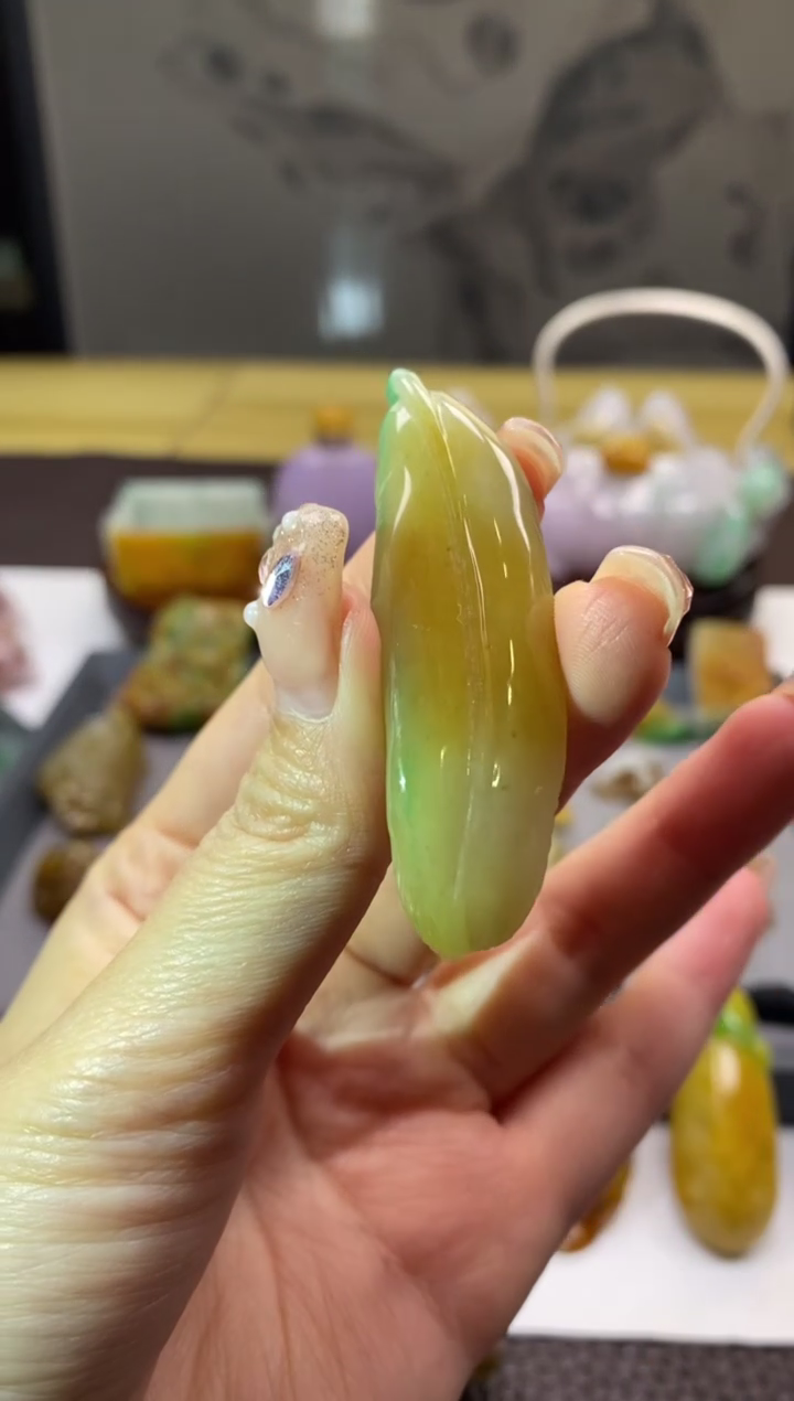 未镶嵌挂件翡翠羽毛