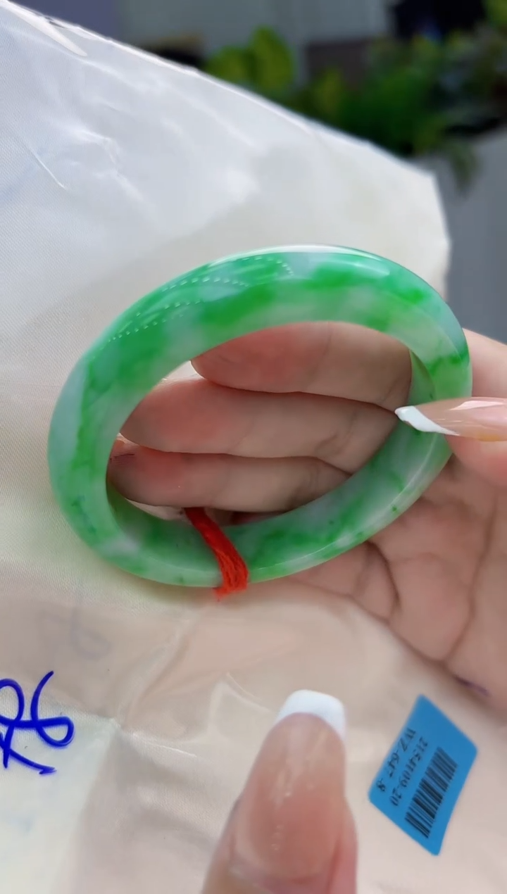 【闪购商品】翡翠手镯未镶嵌翡翠手镯