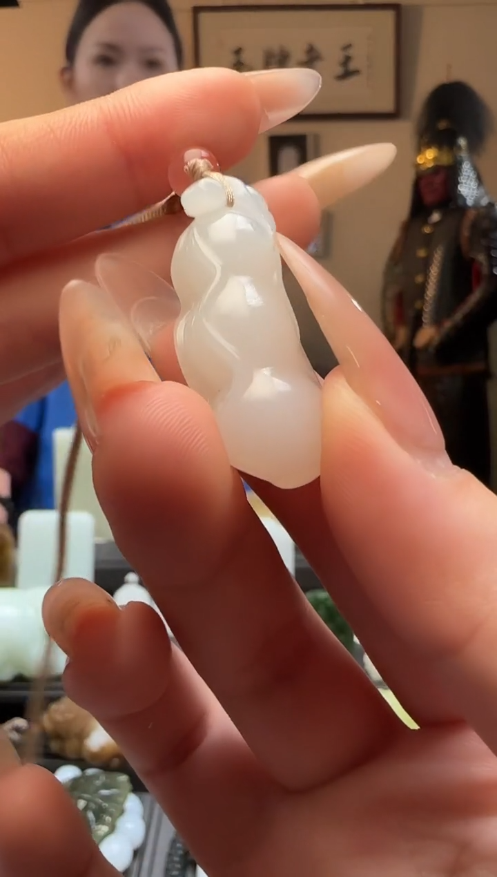 【闪购商品】和田玉白玉福豆未镶嵌吊坠