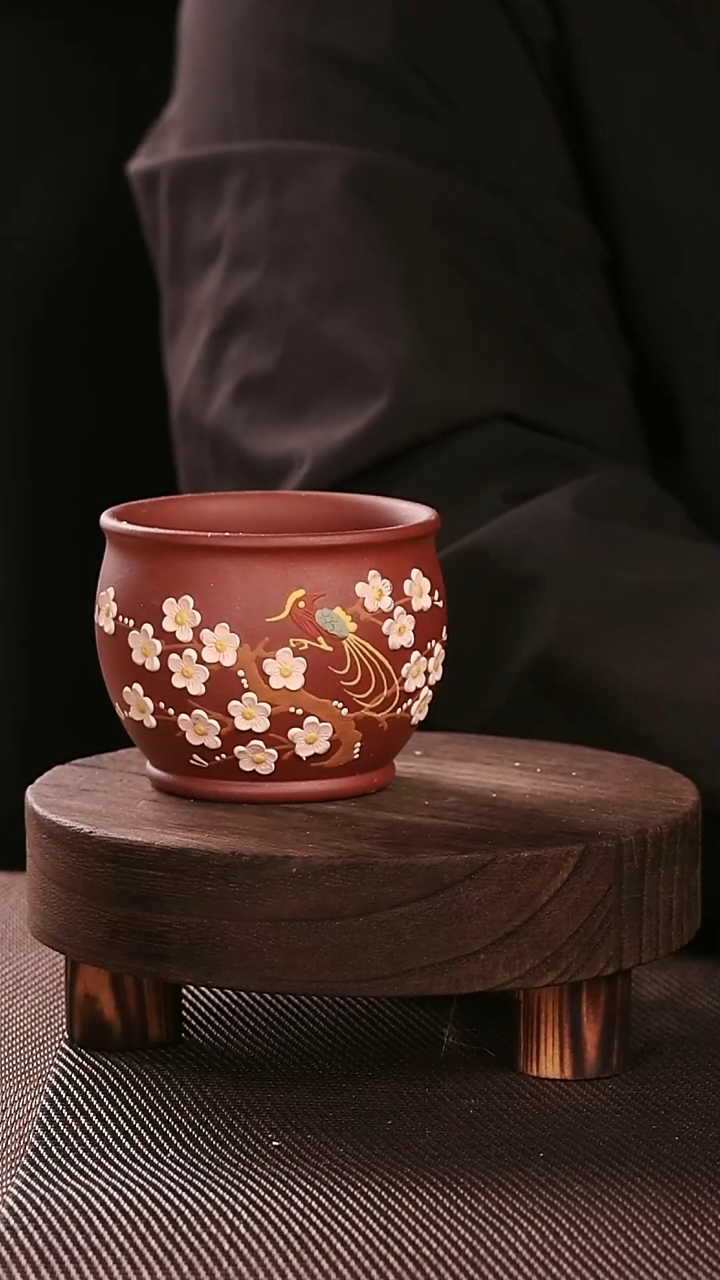 茶杯紫砂紫砂刻绘主人杯梅花
