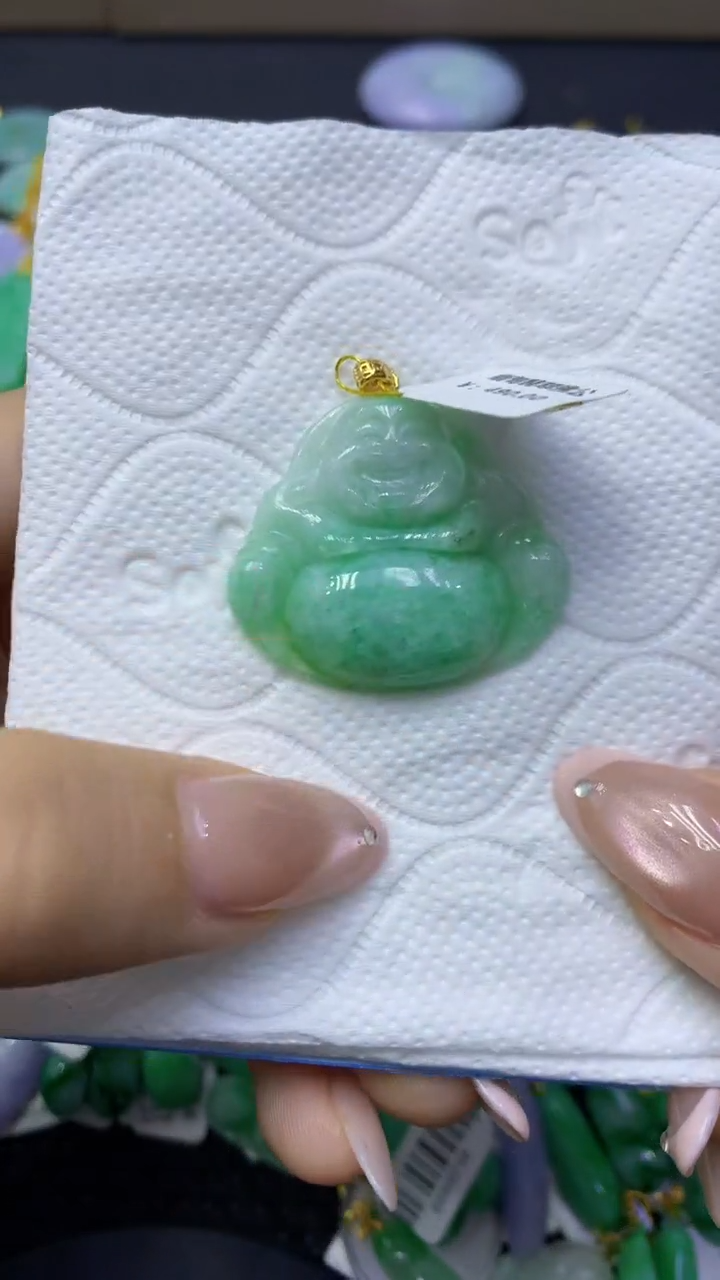 颈饰未镶嵌翡翠天然缅甸翡翠A货