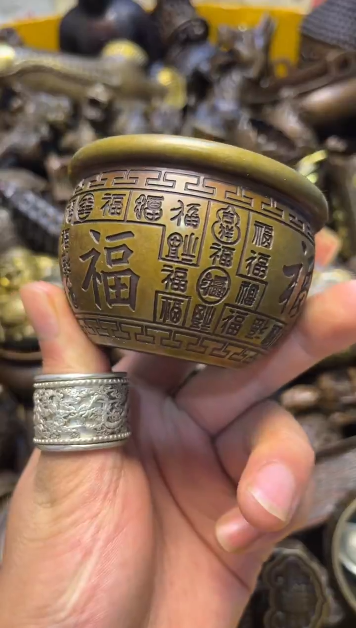 精美铜器，点击下单