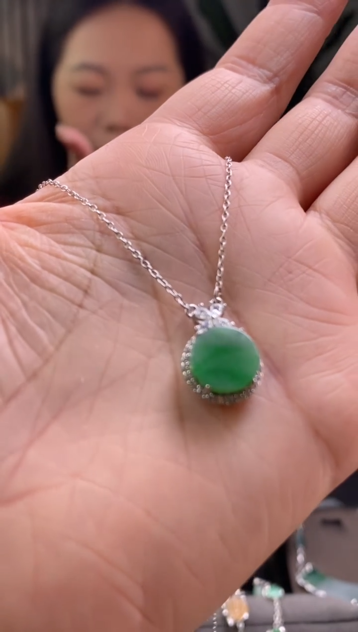 颈饰银S925镶嵌翡翠净货17836
