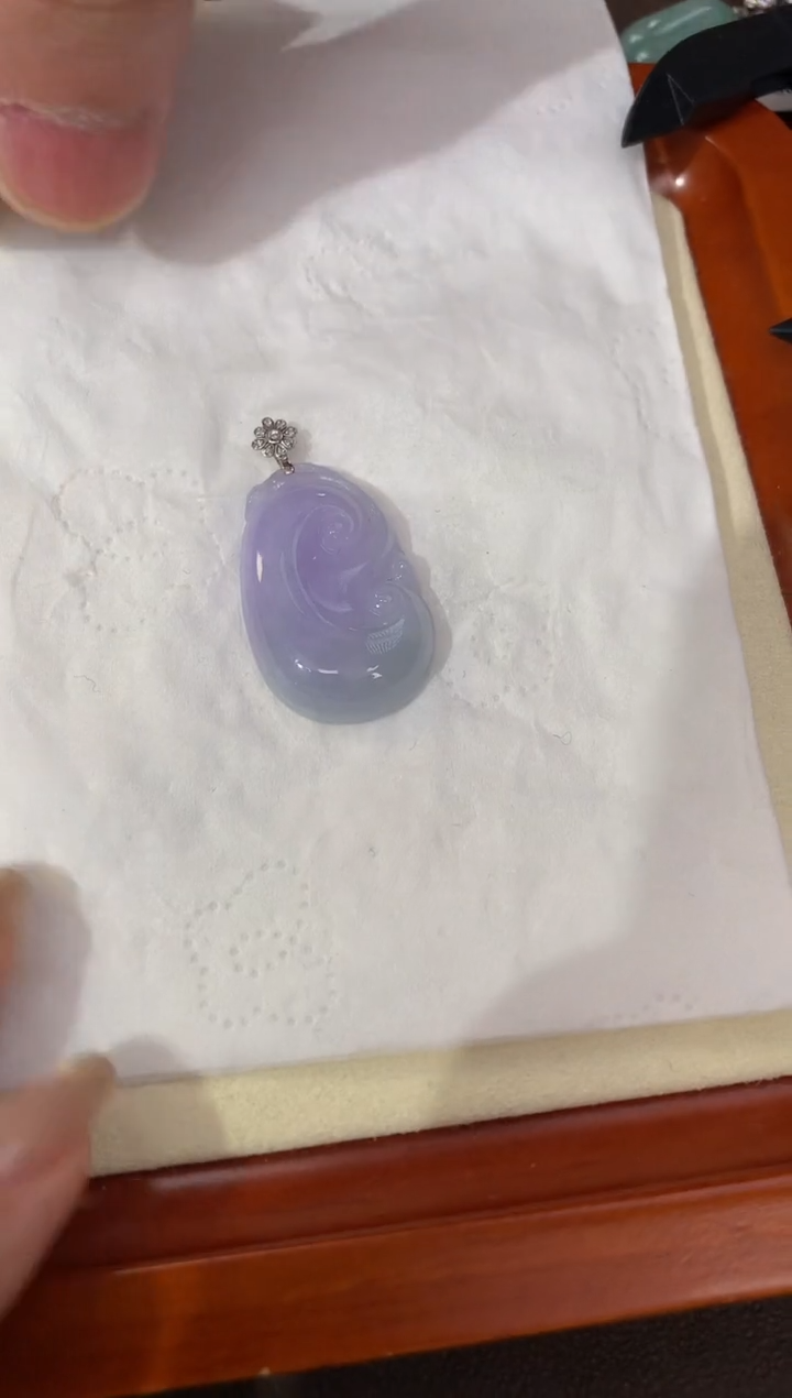 【闪购商品】翡翠颈饰18K金镶嵌天然缅甸a货翡翠