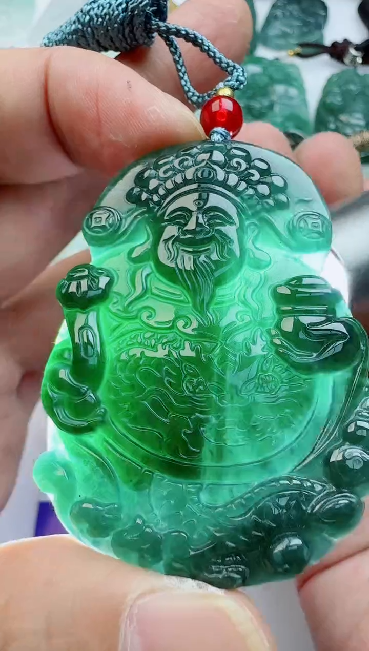 【闪购商品】翡翠颈饰未镶嵌多样性随机发其一